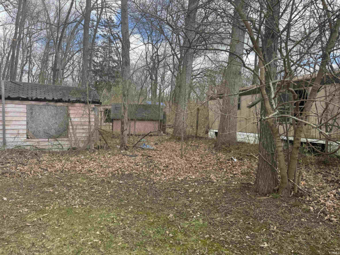 Listing Image 4