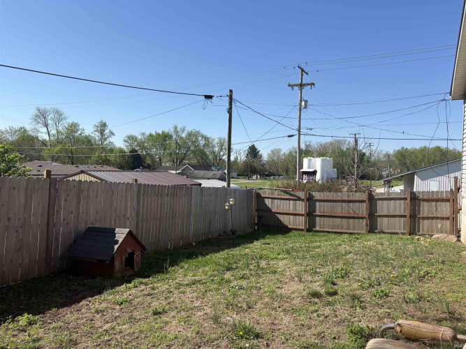 Listing Image 5