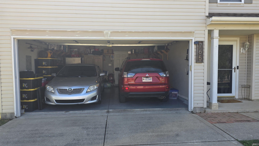 Listing Image 36