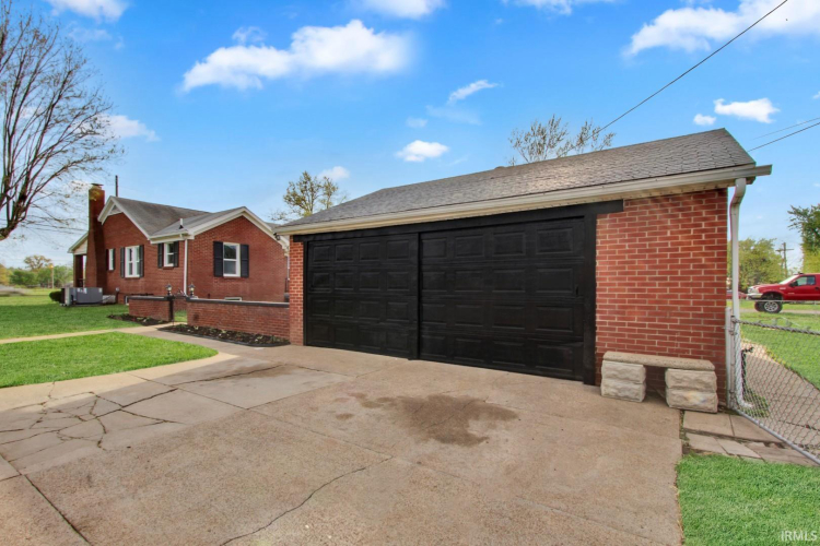 Listing Image 34
