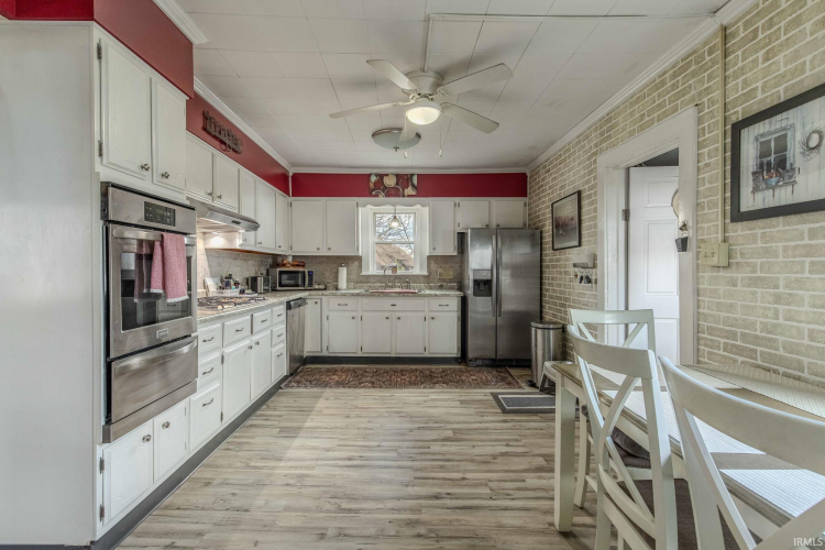 Listing Image 13