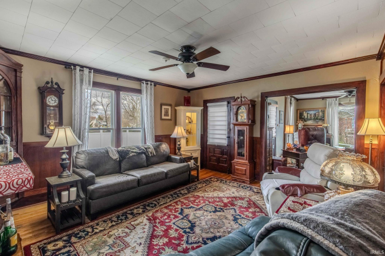 Listing Image 15