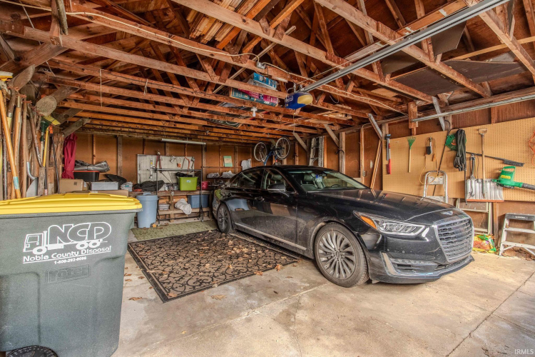 Listing Image 27