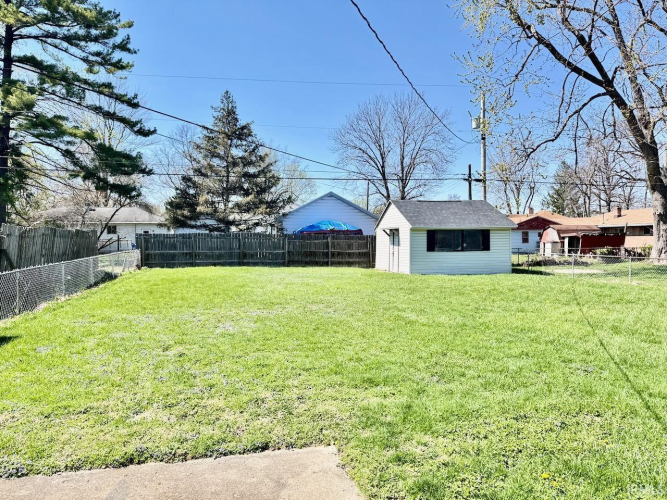 Listing Image 5