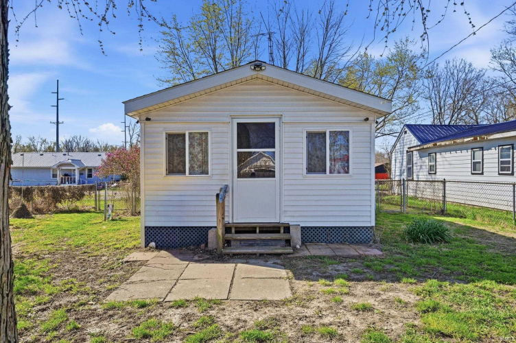 Listing Image 18