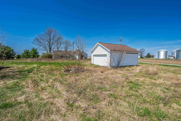 Listing Image 22
