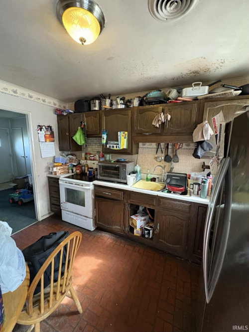 Listing Image 17