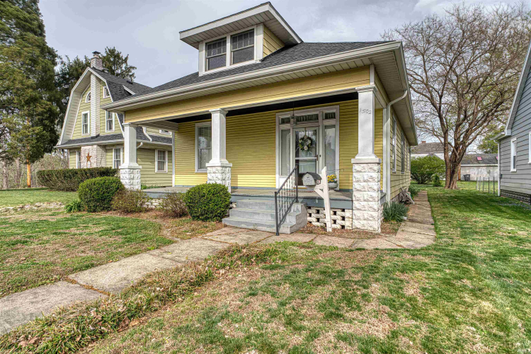 Listing Image 3