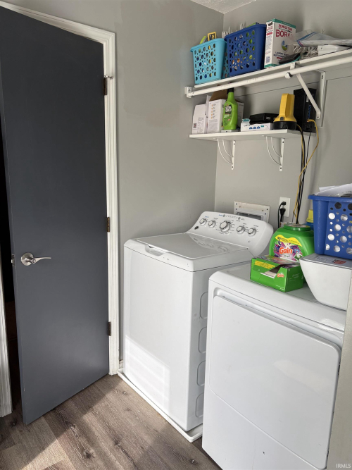 Listing Image 15