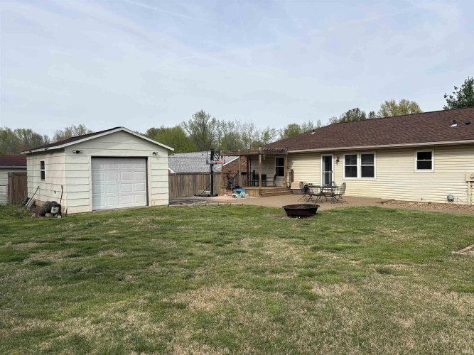 Listing Image 17
