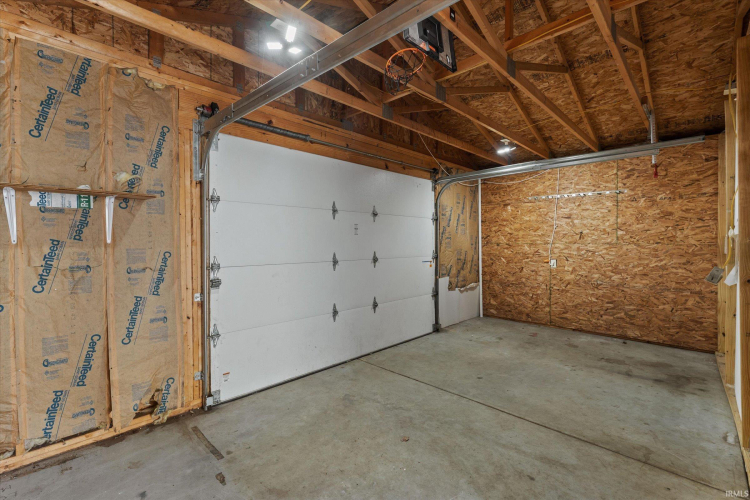 Listing Image 24
