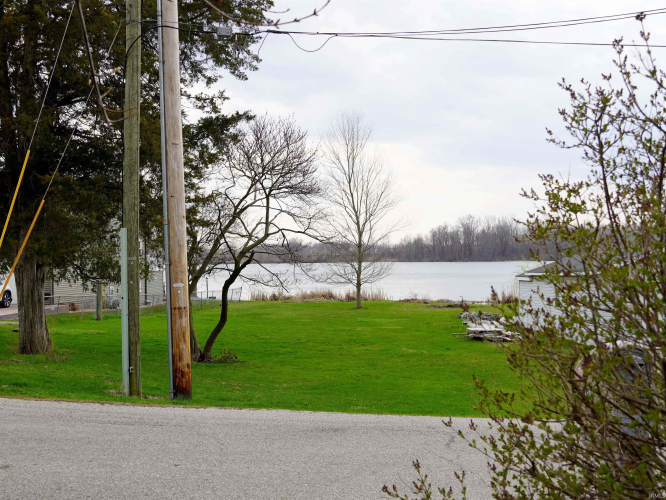 Listing Image 8
