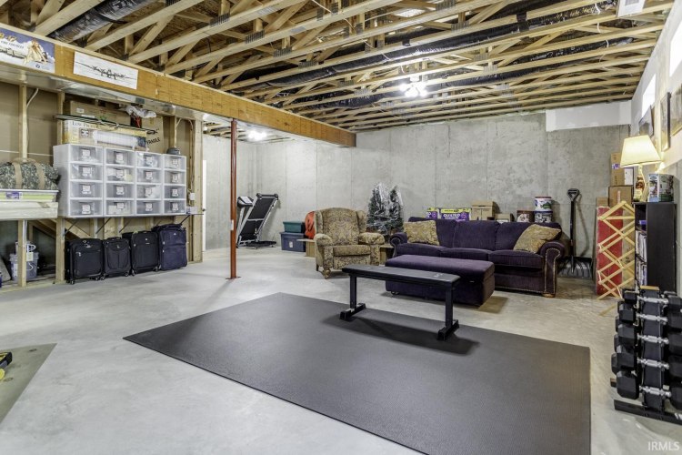 Listing Image 32