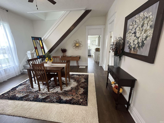 Listing Image 16