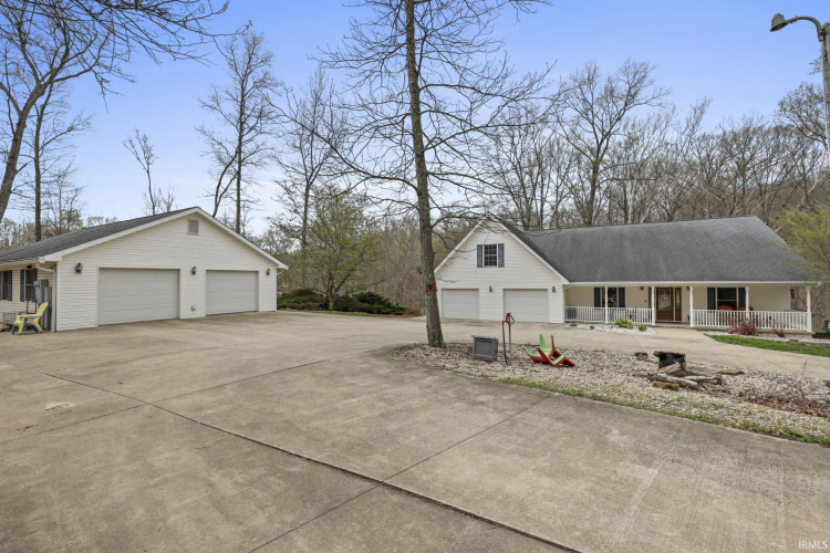 Listing Image 29