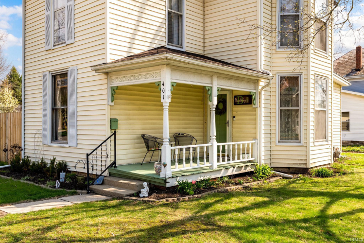 Listing Image 9