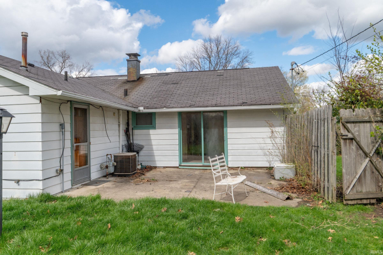 Listing Image 27