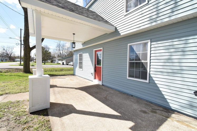 Listing Image 6
