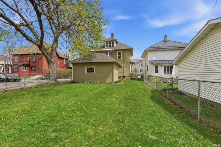 Listing Image 32