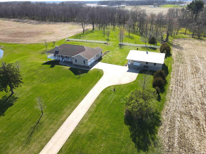 Listing Image 8