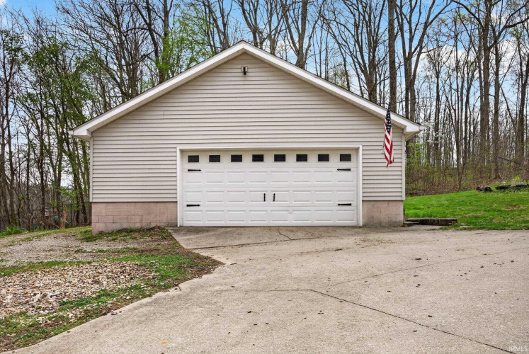 Listing Image 28