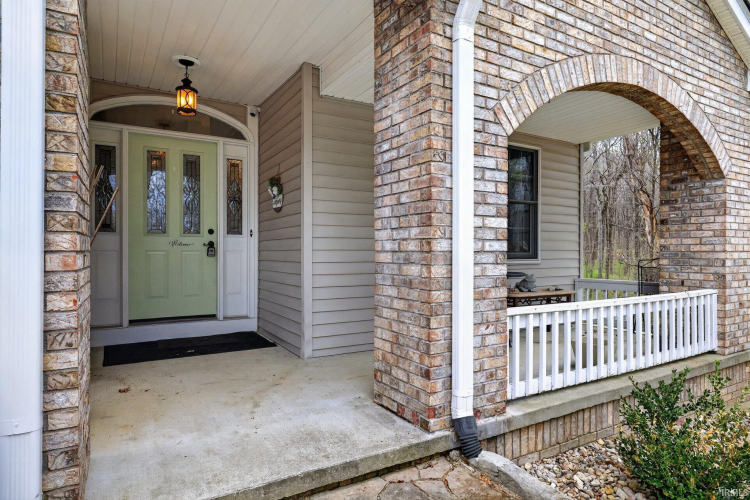 Listing Image 4