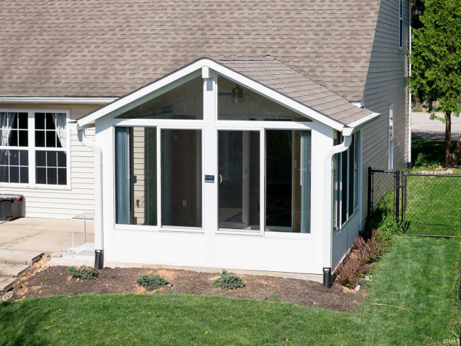 Listing Image 15