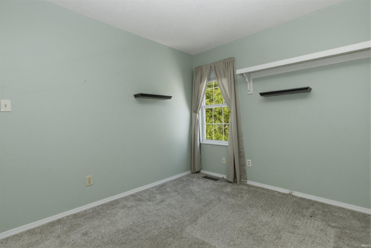 Listing Image 30