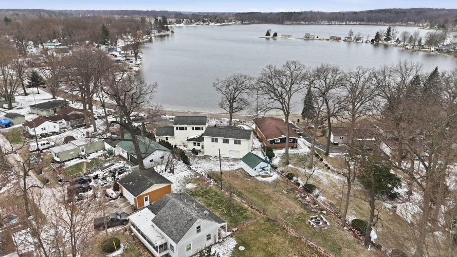 Listing Image 6