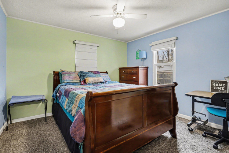 Listing Image 18