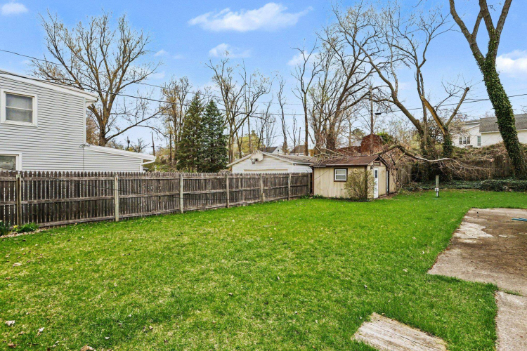 Listing Image 22