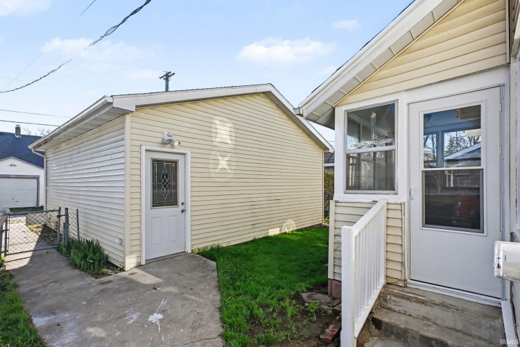 Listing Image 23