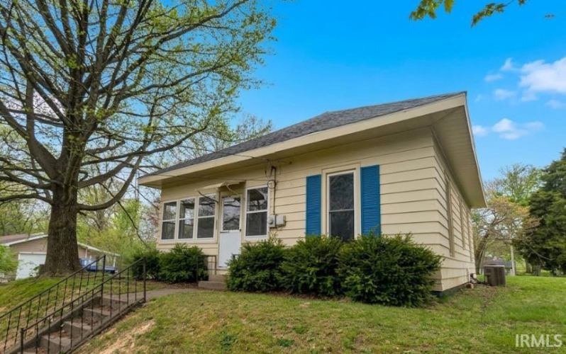 Listing Image 2