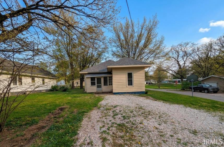 Listing Image 19