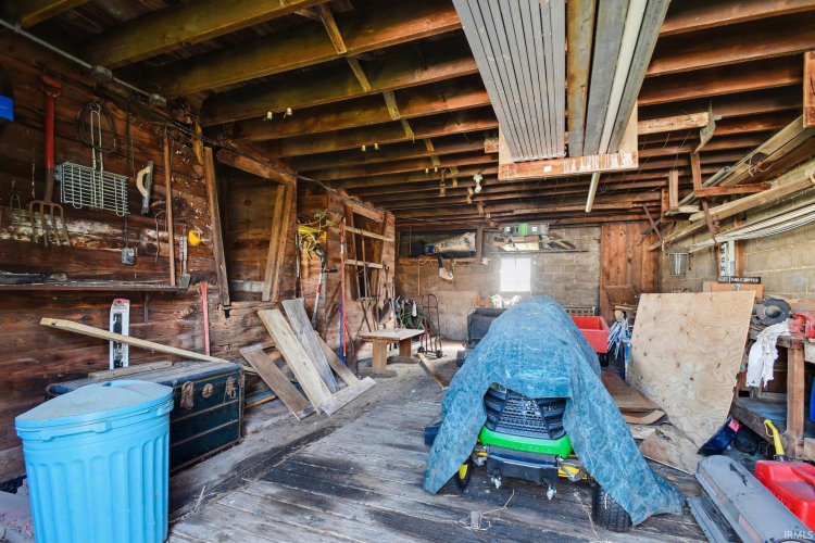 Listing Image 31