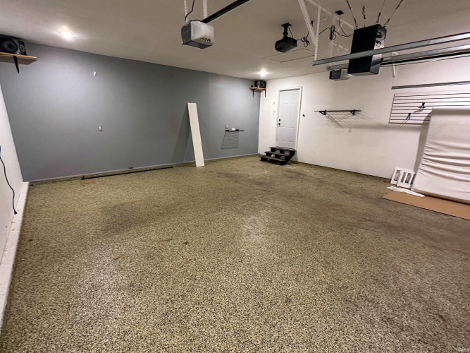 Listing Image 27