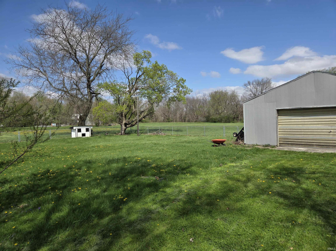 Listing Image 14