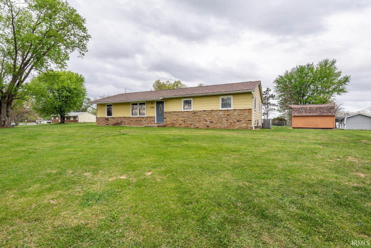 Listing Image 5