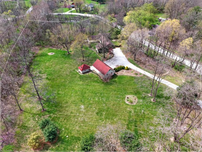 Listing Image 4