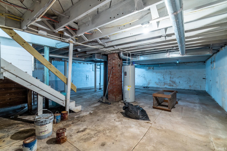 Listing Image 23