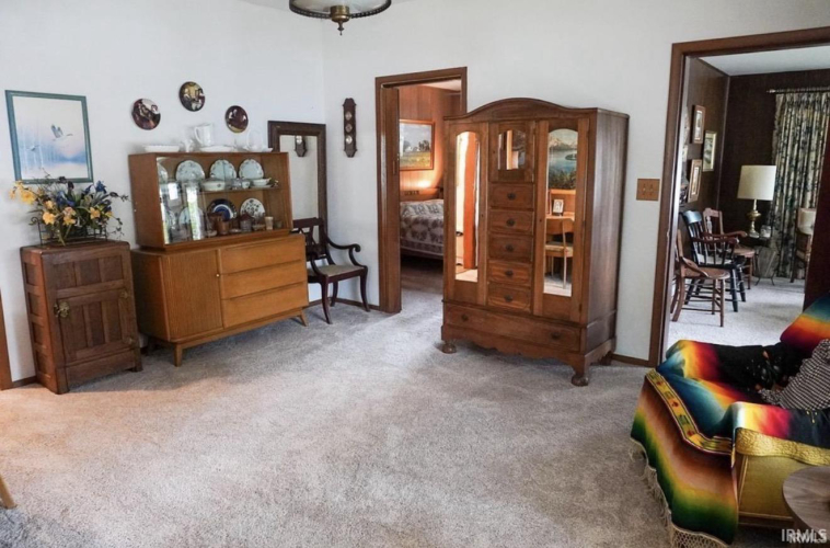 Listing Image 21