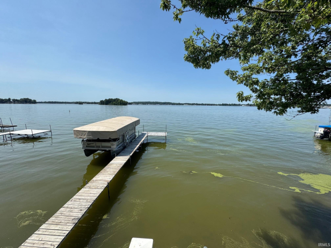 Listing Image 16