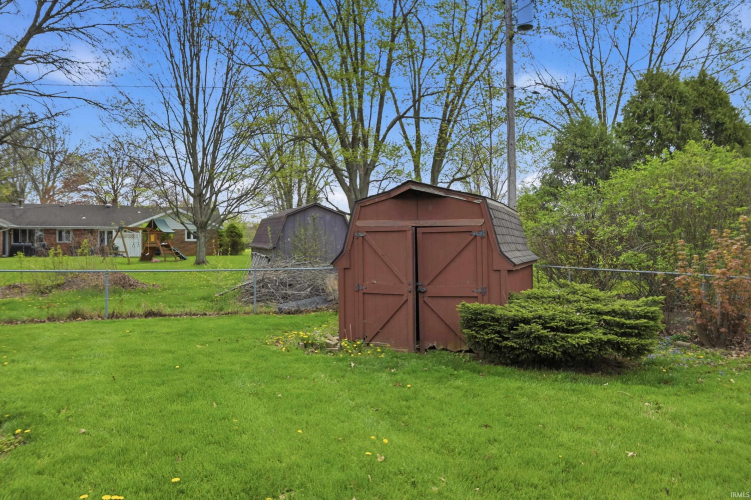 Listing Image 24
