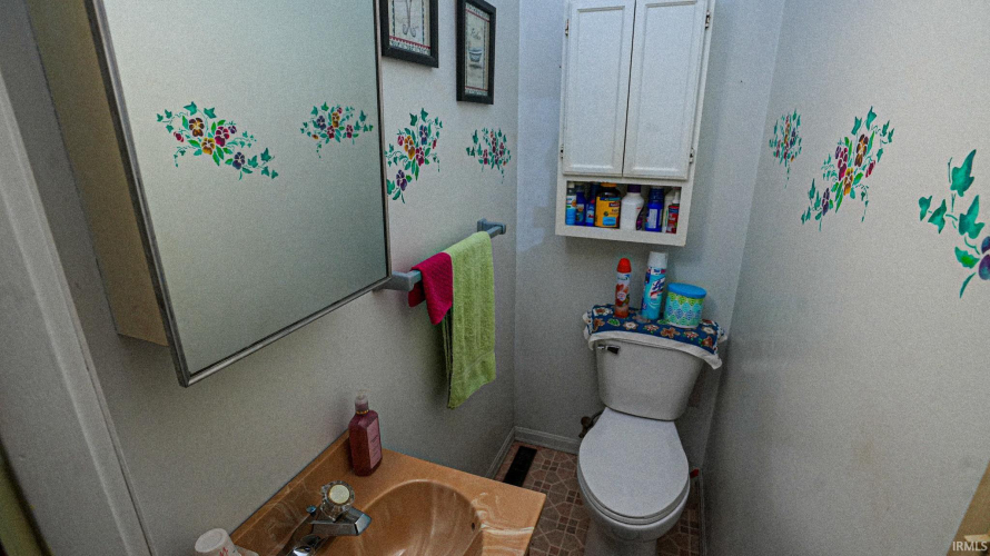 Listing Image 15