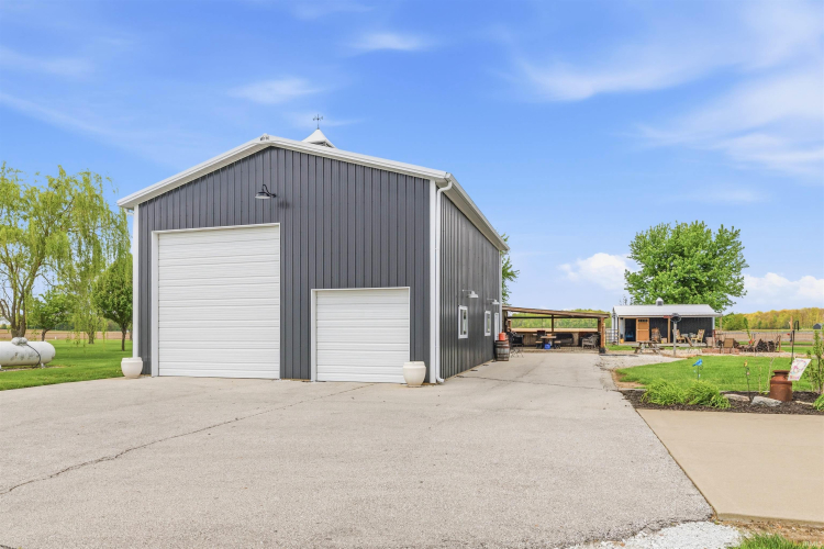 Listing Image 25