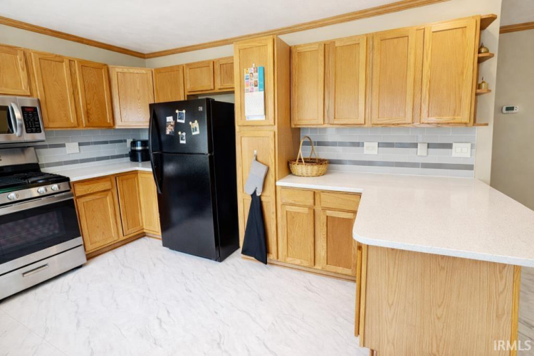 Listing Image 16