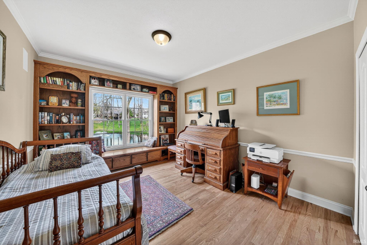 Listing Image 16