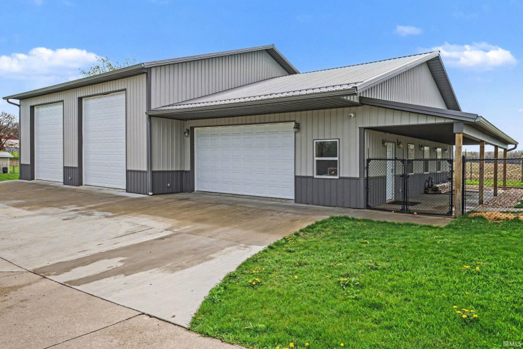 Listing Image 23