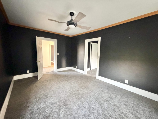 Listing Image 30