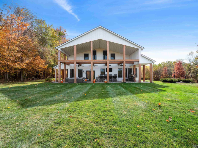 Listing Image 11
